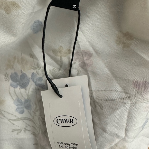 Cider Floral Dress - Picture 3 of 3